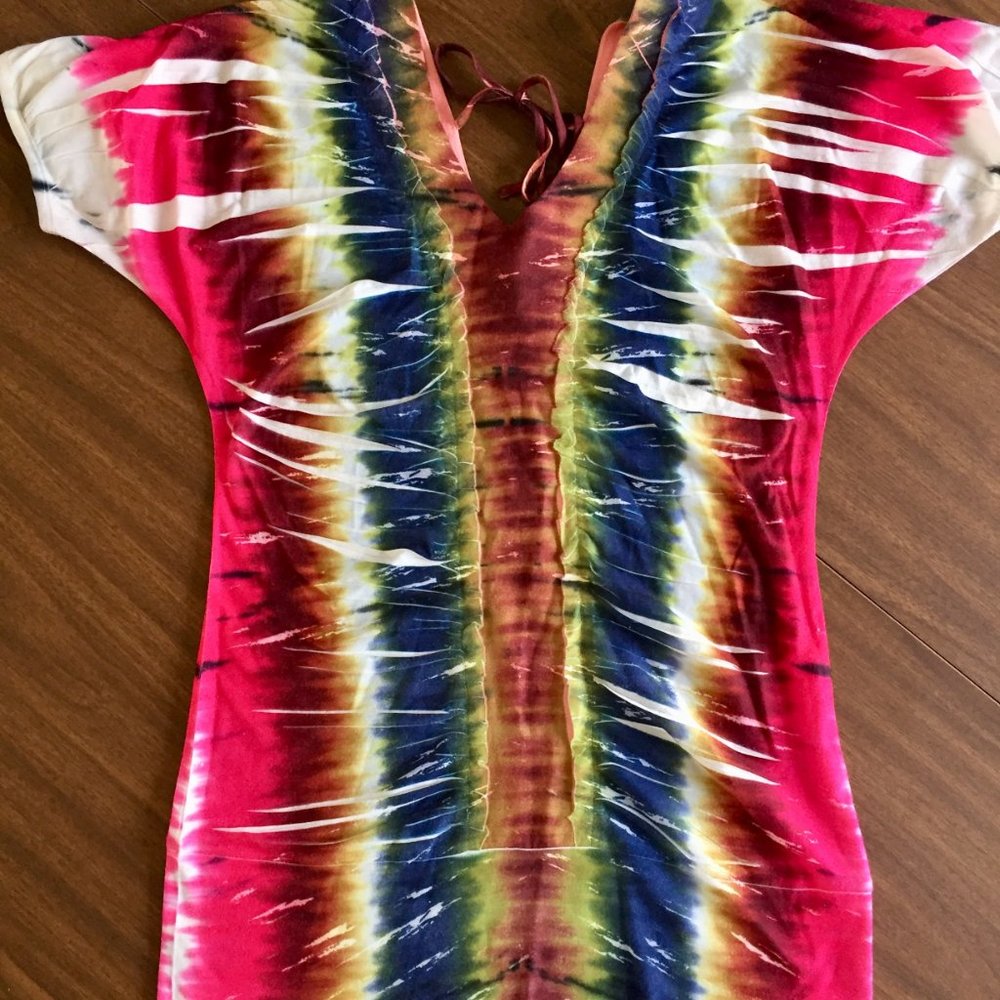 V1 Couture Tie Dye Double V Tee - Medium